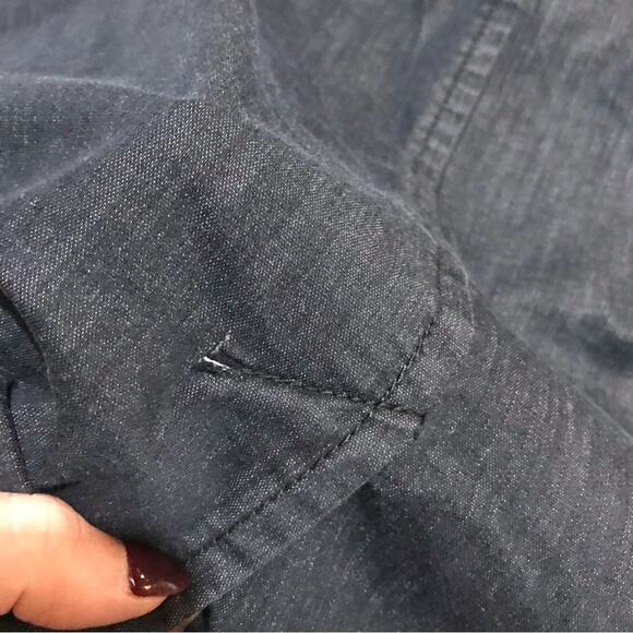 Ann Taylor Loft Dark Wash Denim Jean Chambray Pencil Skirt Women’s Size 4 - Picture 4 of 4